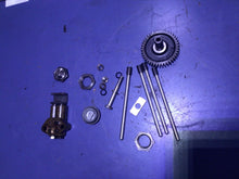 Load image into Gallery viewer, 1970 Triumph T100C Daytona Twin T100 T100R TR5T Trophy OIL PUMP PUSH RODS MISC