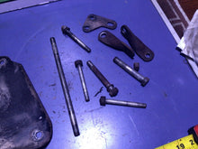 Load image into Gallery viewer, 1970 Triumph T100C Daytona Twin T100 T100R TR5T Trophy OIL PUMP PUSH RODS MISC