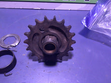 Load image into Gallery viewer, 1968-1970 Triumph T100 500ccTransmission Front Sprocket Outtput Gear Kick spring