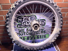 Load image into Gallery viewer, Honda CR125R CR125 1995 1996 1997 Front Wheel Rim Hub 21x1.60 44650-MAC-680