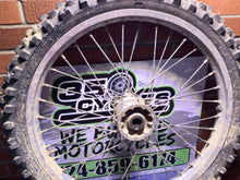 Load image into Gallery viewer, Honda CR125R CR125 1995 1996 1997 Front Wheel Rim Hub 21x1.60 44650-MAC-680