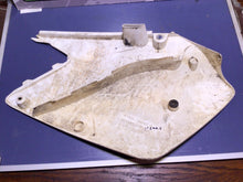 Load image into Gallery viewer, 2001 Suzuki Rm125 Right Rear Number Plate Plastics Plastic Body