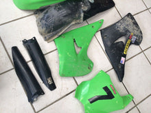 Load image into Gallery viewer, Plastic Kit Set Style Lime Green KX250 04-07 KX125 04-05