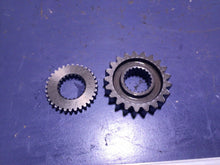 Load image into Gallery viewer, 2005 KAWASAKI KX250 KX 250 / OEM ORIGINAL ENGINE CRANK PRIMARY GEAR