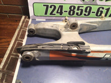 Load image into Gallery viewer, 2003 02-07 KTM 450SX 450 520 525 SX SXF Swingarm Swing Arm Rear Wheel Fork Arm