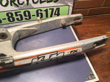 Load image into Gallery viewer, 2003 02-07 KTM 450SX 450 520 525 SX SXF Swingarm Swing Arm Rear Wheel Fork Arm
