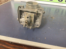 Load image into Gallery viewer, 1987 SUZUKI RM 125 FLATSLIDE MIKUNI CARB CARBURETOR BODY