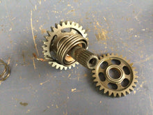 Load image into Gallery viewer, 1993 Honda Cr125 Kickstart Kick Start Spindle Idler Gear 1990-1997 Honda CR125