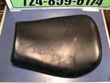 Load image into Gallery viewer, 1999 TRIUMPH Daytona 955i OEM MOTORCYCLE SEAT front driver seat