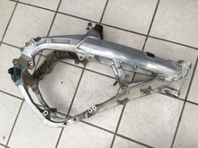 Load image into Gallery viewer, Suzuki RM-Z450 - Stock Main Frame Chassis - 2005 RMZ 450 OEM BOS ONLY RMZ450