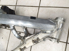 Load image into Gallery viewer, Suzuki RM-Z450 - Stock Main Frame Chassis - 2005 RMZ 450 OEM BOS ONLY RMZ450