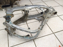 Load image into Gallery viewer, Suzuki RM-Z450 - Stock Main Frame Chassis - 2005 RMZ 450 OEM BOS ONLY RMZ450