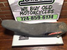 Load image into Gallery viewer, 03-05 YAMAHA YZ250F YZ450F YZ 250F OEM FOAM PAN SEAT SADDLE RAILS BAS