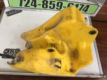 Load image into Gallery viewer, 1999 86-01 RM80 OEM FUEL GAS TANK RESERVOIR CONTAINER PETCOCK 44110-02B00-25Y