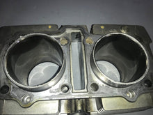 Load image into Gallery viewer, 2006 Suzuki GS500FH Cylinders