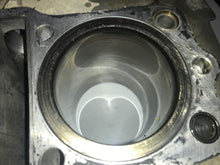 Load image into Gallery viewer, 2006 Suzuki GS500FH Cylinders