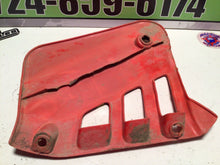 Load image into Gallery viewer, CR 125 HONDA ** 1987 CR 125R 1987 RADIATOR SHROUD cr125