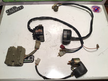 Load image into Gallery viewer, 2003 Yamaha Warrior 350 RIGHT HANDLE BAR KILL OFF START SWITCH SWITCHES