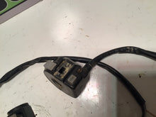 Load image into Gallery viewer, 2003 Yamaha Warrior 350 RIGHT HANDLE BAR KILL OFF START SWITCH SWITCHES