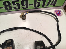 Load image into Gallery viewer, 2003 Yamaha Warrior 350 RIGHT HANDLE BAR KILL OFF START SWITCH SWITCHES