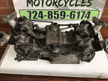Load image into Gallery viewer, HONDA 84 1984 GL1200 GOLDWING ASPENCADE 1200 CARBS THROTTLE BODY CARBURETOR ASSY