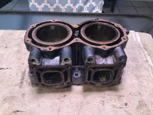 Load image into Gallery viewer, 1993 Yamaha WaveRunner 3 650 Cylinders