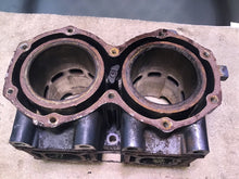 Load image into Gallery viewer, 1993 Yamaha WaveRunner 3 650 Cylinders