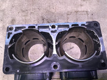 Load image into Gallery viewer, 1993 Yamaha WaveRunner 3 650 Cylinders