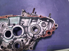 Load image into Gallery viewer, USED OEM 89 90 91 SUZUKI RM 125 RIGHT SIDE ENGINE MOTOR CASE CRANKCASE