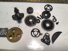 Load image into Gallery viewer, 1999 - 2004 Yamaha TTR225 TTR 225 OEM OIL PUMP ASSEMBLY Crank gears counter bal