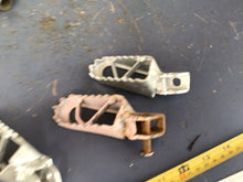 Load image into Gallery viewer, 1991 - 1997 Kawasaki KX80 KX 80 OEM FOOT PEGS Set Foot rest