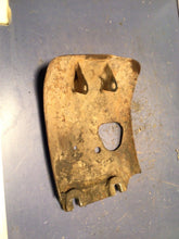 Load image into Gallery viewer, GENUINE OEM 1986 HONDA xr80 XR80R SKID PLATE ENGINE FRAME GUARD 11911-GN1-680