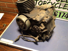 Load image into Gallery viewer, 1986 Honda XR80r Xr80 Engine Bottom End Block Crankcase motor 80cc cylinder