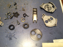Load image into Gallery viewer, ✅ 1990 - 2003 Honda XR80R XR 80 Oil Pump Gear Shaft OEM 1993 primary gear shift