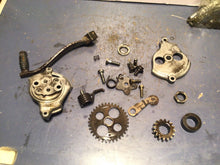 Load image into Gallery viewer, 79-03 HONDA XR80 XR 80 PUMP ASSY., OIL ENGINE MOTOR shifter engine hardware prim