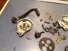 Load image into Gallery viewer, 79-03 HONDA XR80 XR 80 PUMP ASSY., OIL ENGINE MOTOR shifter engine hardware prim