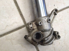 Load image into Gallery viewer, 2002 YAMAHA YZ426F OEM RIGHT LEFT FRONT SUSPENSION FORKS SHOCKS DAMPERS