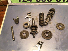 Load image into Gallery viewer, 1986 Honda XR80R OEM ENGINE TRANSMISSION TRANNY ASSEMBLY GEARS xr80