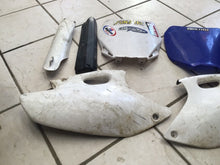 Load image into Gallery viewer, 2002 Yamaha Yz426f Plastics Body Kit Cowls Side Cover Number plate