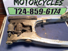Load image into Gallery viewer, 1996 96 Yamaha XT225 XT-225 / OEM Original SWINGARM SWING ARM serow linkage