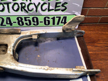 Load image into Gallery viewer, 1996 96 Yamaha XT225 XT-225 / OEM Original SWINGARM SWING ARM serow linkage