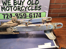 Load image into Gallery viewer, 1996 96 Yamaha XT225 XT-225 / OEM Original SWINGARM SWING ARM serow linkage