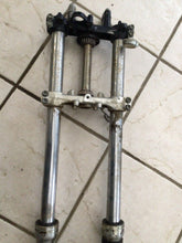 Load image into Gallery viewer, 1984 Honda XL250R OEM Front Forks triple tree for parts 51400-KL4-671