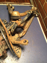 Load image into Gallery viewer, 1991 HONDA TRX250X FRONT LEFT LOWER UPPER CONTROL A ARMS KNUCKLE HUB Caliper