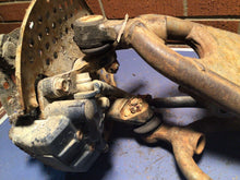 Load image into Gallery viewer, 1991 HONDA TRX250X FRONT LEFT LOWER UPPER CONTROL A ARMS KNUCKLE HUB Caliper