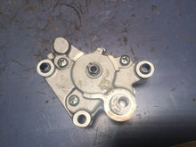 Load image into Gallery viewer, 1987 - 1992 HONDA TRX250X OEM OIL PUMP 250x