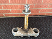 Load image into Gallery viewer, 1995 KTM 300 MXC STEERING STEM TRIPLE TREE 54601132044 54601134000