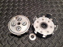 Load image into Gallery viewer, 2009 HONDA 07-09 CRF150R CRF150RB OEM COMPLETE CLUTCH W PLATES BASKET HUB