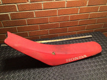 Load image into Gallery viewer, 2012 HONDA CRF450R SEAT 77100-MEN-A40 FITS 2012 CRF450R