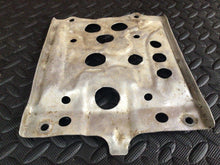 Load image into Gallery viewer, 92 Honda TRX 250X Middle Skid Plate 50360-HC0-670 1991-1992